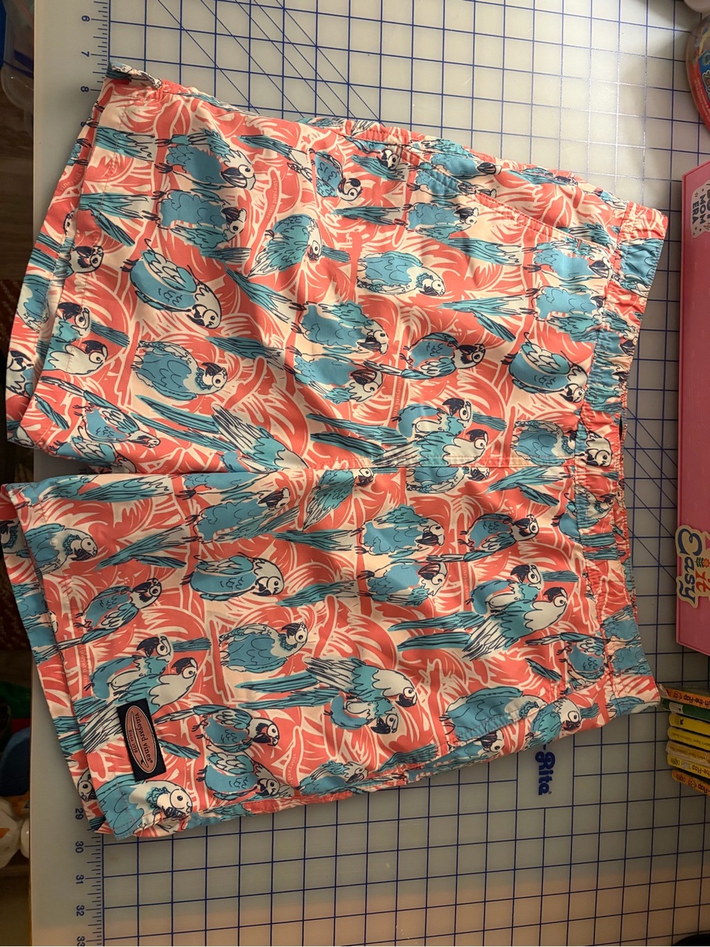 Vineyard Vines Men Swim trunks